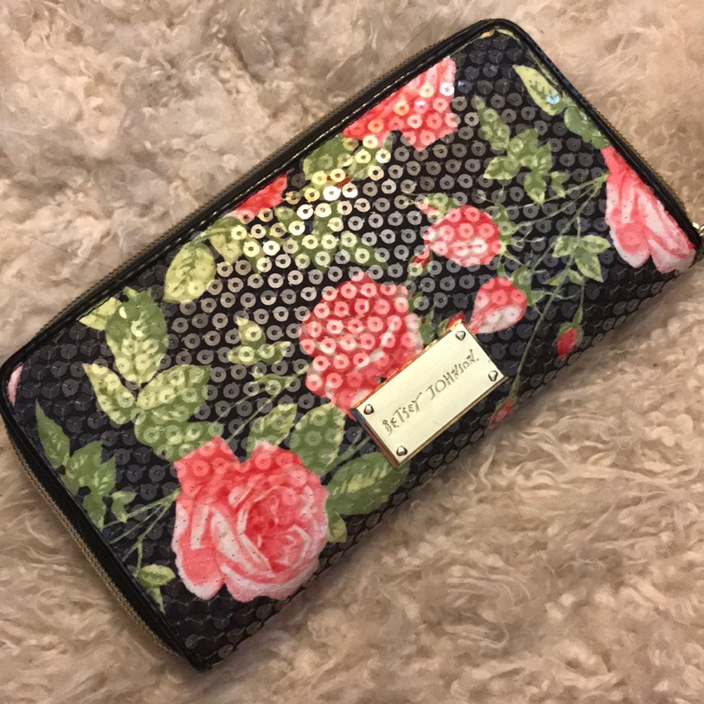 Betsey Johnson wallet